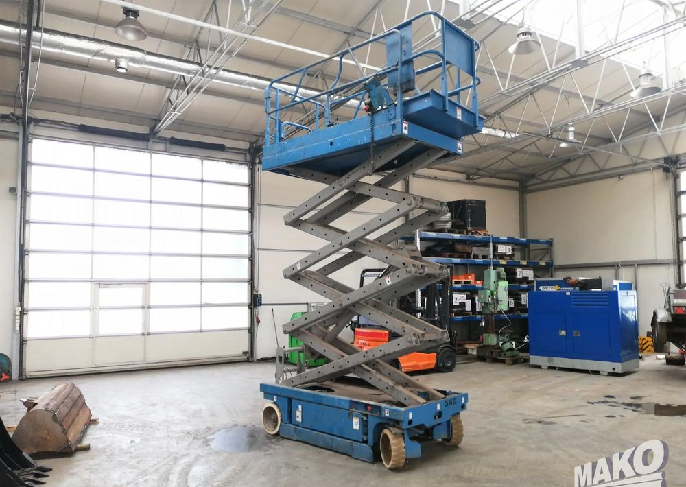 Genie GS 2046 - Škarjasta dvižna ploščad: slika 4 Genie GS 2046 - Škarjasta dvižna ploščad: slika 4