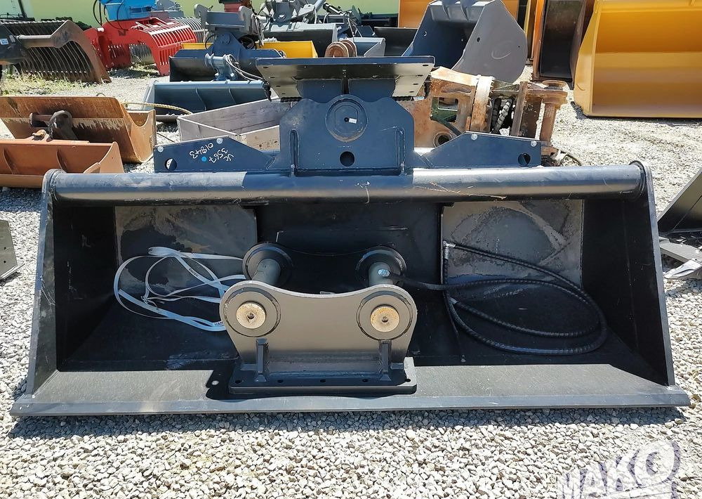 NOWA Łyżka skarpowa hydrauliczna Haner 236cm do koparki Miller fi 100 - Priključek za Gradbeni stroj: slika 2 NOWA Łyżka skarpowa hydrauliczna Haner 236cm do koparki Miller fi 100 - Priključek za Gradbeni stroj: slika 2