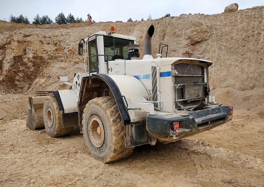 Volvo L180E - Kolesni nakladalec: slika 3 Volvo L180E - Kolesni nakladalec: slika 3