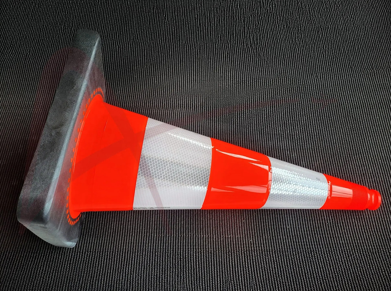 AVIACO CONE750-5R2 - Gradbena oprema: slika 2 AVIACO CONE750-5R2 - Gradbena oprema: slika 2