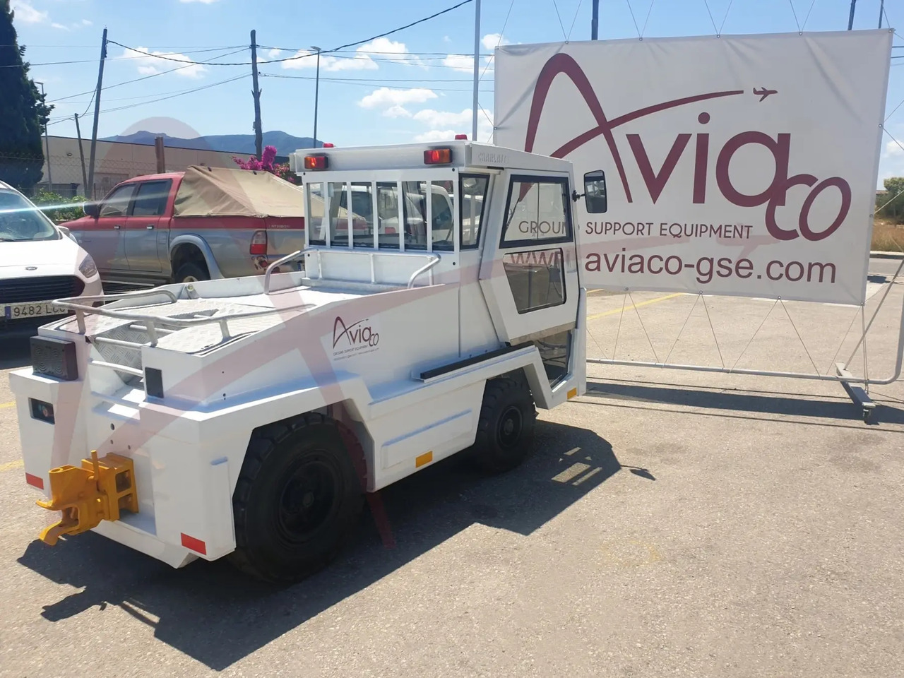 CHARLATTE T135 AC - Traktor za prevoz prtljage: slika 1 CHARLATTE T135 AC - Traktor za prevoz prtljage: slika 1