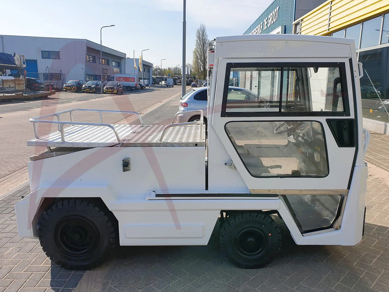 CHARLATTE T135 AC - Traktor za prevoz prtljage: slika 1 CHARLATTE T135 AC - Traktor za prevoz prtljage: slika 1