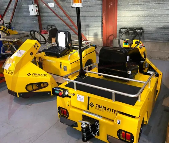 CHARLATTE TE206 - Traktor za prevoz prtljage: slika 1 CHARLATTE TE206 - Traktor za prevoz prtljage: slika 1