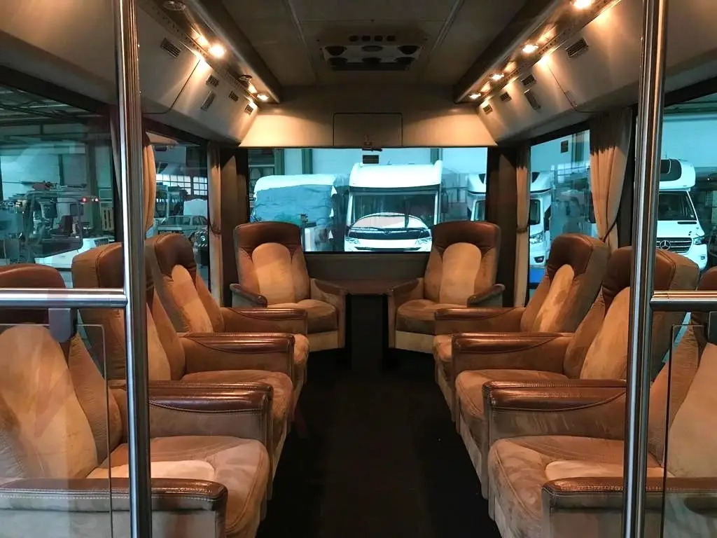 CONTRAC COBUS 2400 - Letališki avtobus: slika 3 CONTRAC COBUS 2400 - Letališki avtobus: slika 3