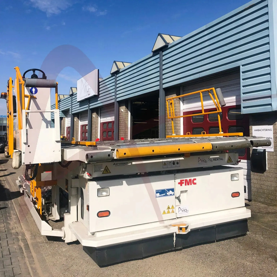 FMC COMMANDER 15iW - Nakladalnik zabojnikov/ Palet: slika 4 FMC COMMANDER 15iW - Nakladalnik zabojnikov/ Palet: slika 4