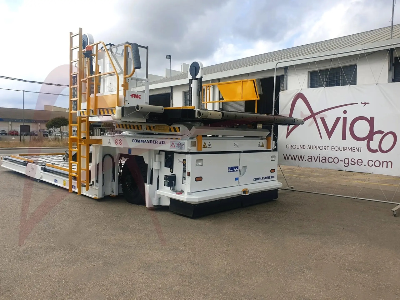 FMC COMMANDER 30i - Nakladalnik zabojnikov/ Palet: slika 3 FMC COMMANDER 30i - Nakladalnik zabojnikov/ Palet: slika 3