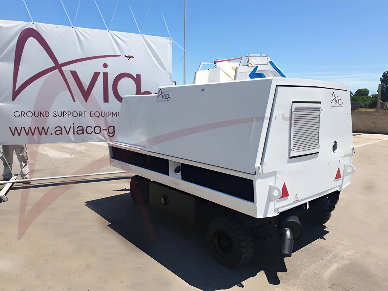 HOUCHIN D690 - Zemeljski agregat GPU: slika 2 HOUCHIN D690 - Zemeljski agregat GPU: slika 2