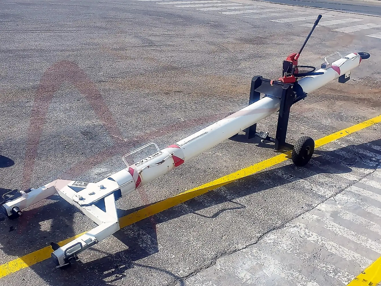 CAVOTEC FLADUNG FSST CRJ100-1000 - Letališka oprema: slika 1 CAVOTEC FLADUNG FSST CRJ100-1000 - Letališka oprema: slika 1