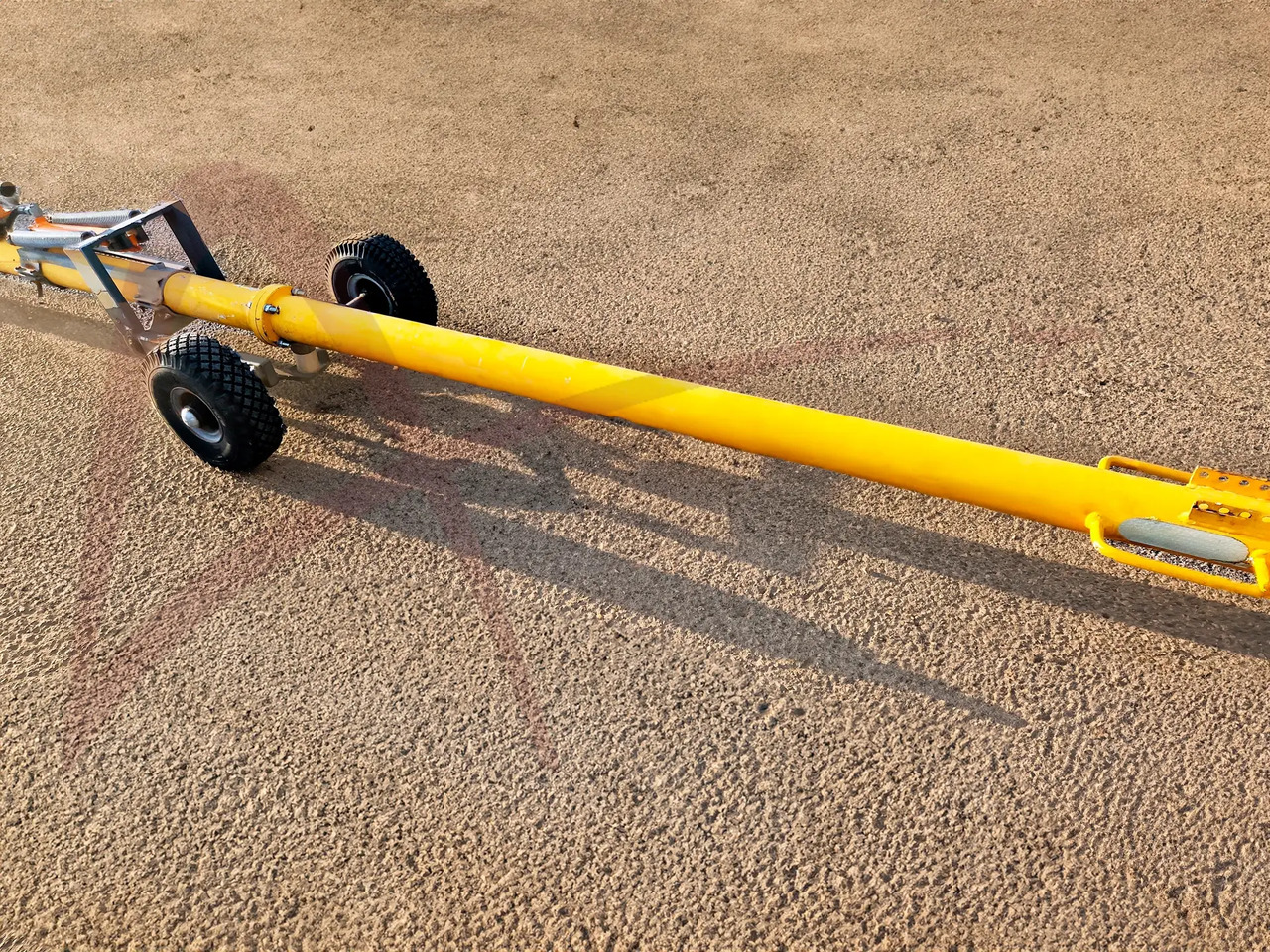 HYDRO TOWE 170-C4 - Letališka oprema: slika 2 HYDRO TOWE 170-C4 - Letališka oprema: slika 2