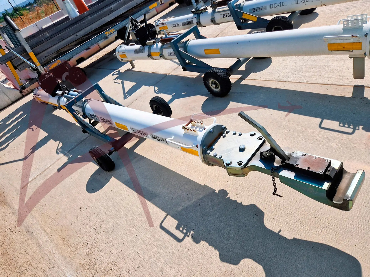 HYDRO TOWUNIV-2 - Letališka oprema: slika 1 HYDRO TOWUNIV-2 - Letališka oprema: slika 1