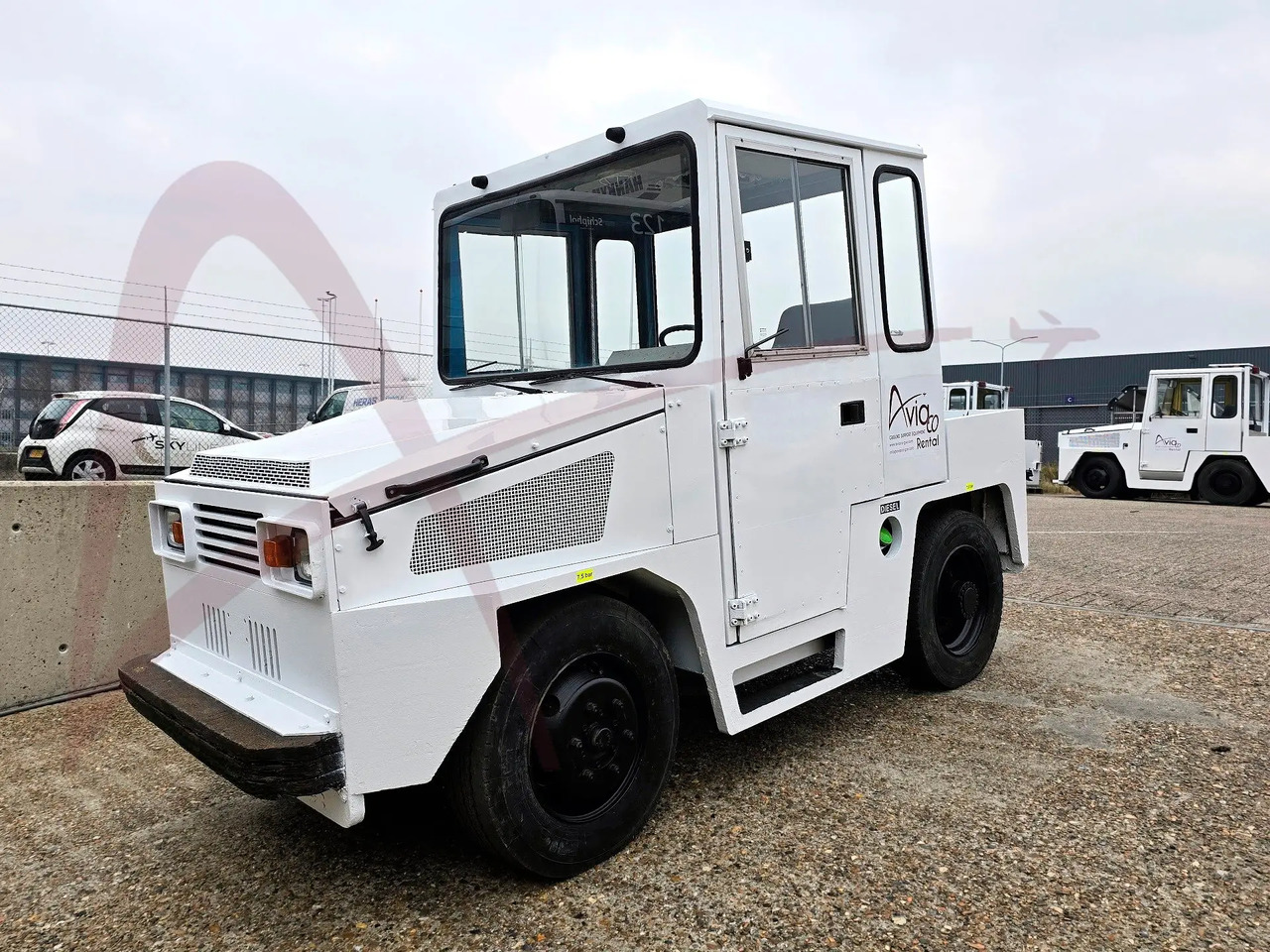 ROFAN ZD80 - Traktor za prevoz prtljage: slika 2 ROFAN ZD80 - Traktor za prevoz prtljage: slika 2