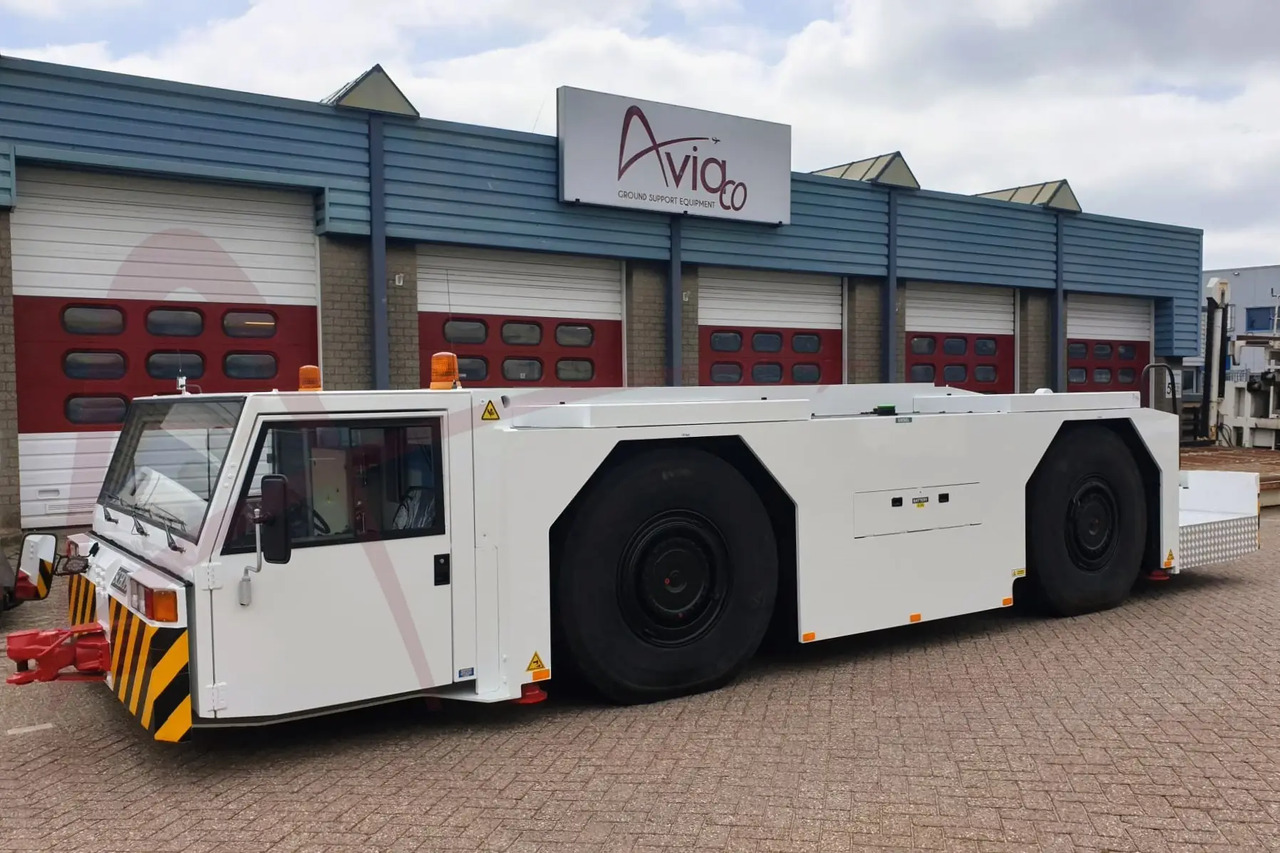 SCHOPF F396E - Vozilo za vleko letal: slika 4 SCHOPF F396E - Vozilo za vleko letal: slika 4