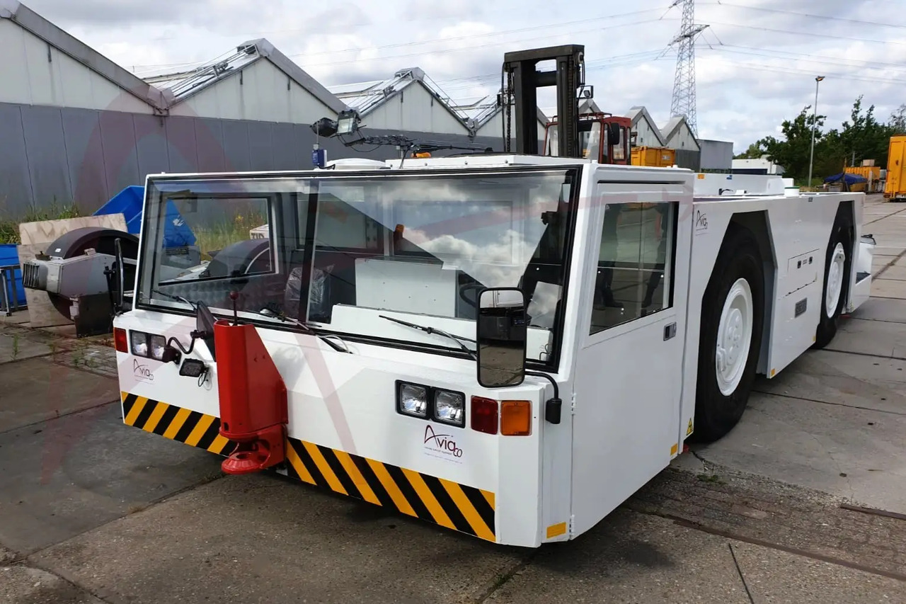 SCHOPF F396E - Vozilo za vleko letal: slika 5 SCHOPF F396E - Vozilo za vleko letal: slika 5