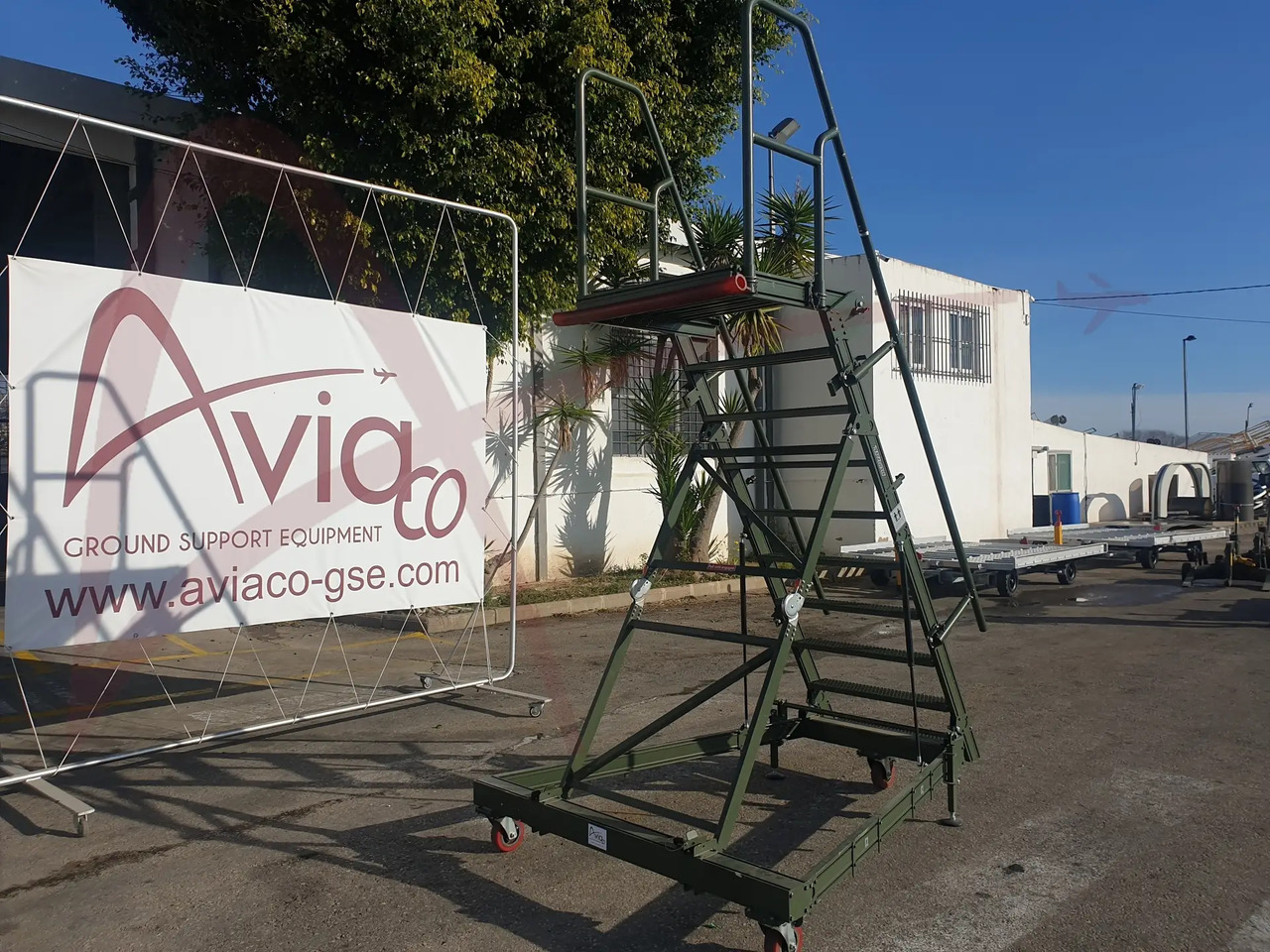 TEST-FUCHS CLT-1 - Potniške stopnice: slika 1 TEST-FUCHS CLT-1 - Potniške stopnice: slika 1