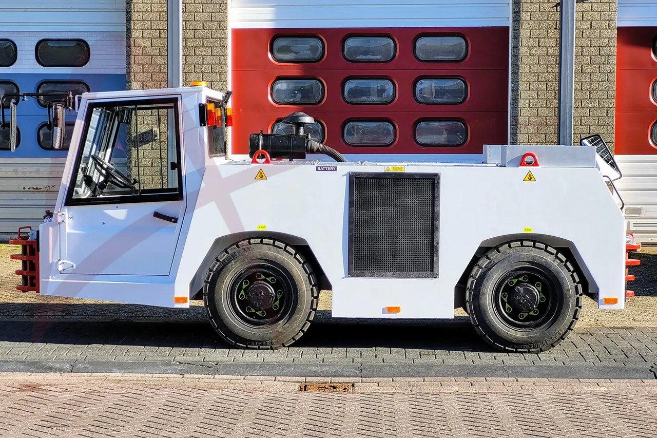 Vozilo za vleko letal TLD TMX-100: slika 6