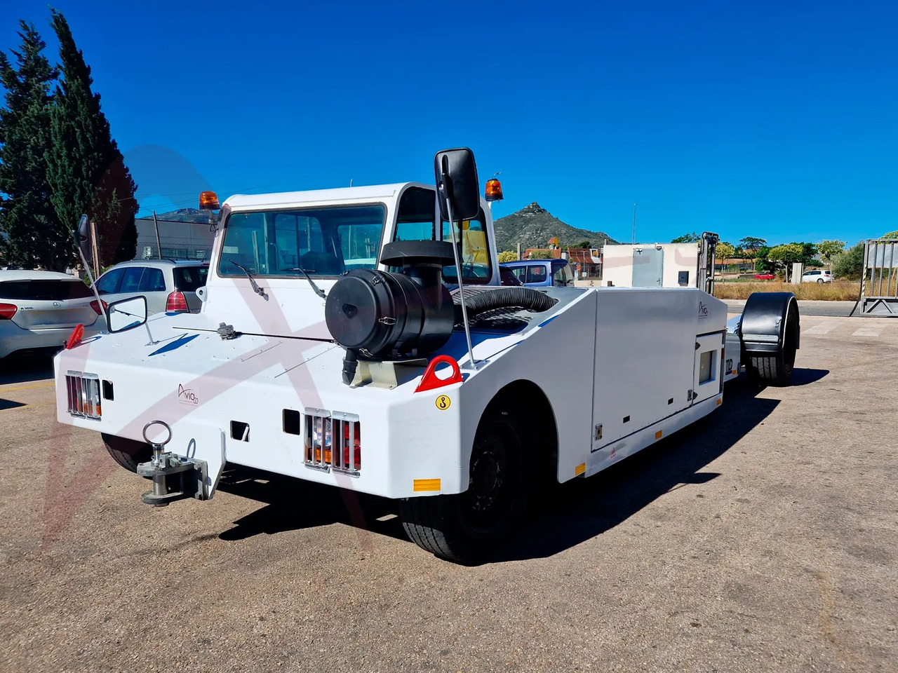 TLD TPX-200-MT - Vozilo za vleko letal: slika 3 TLD TPX-200-MT - Vozilo za vleko letal: slika 3