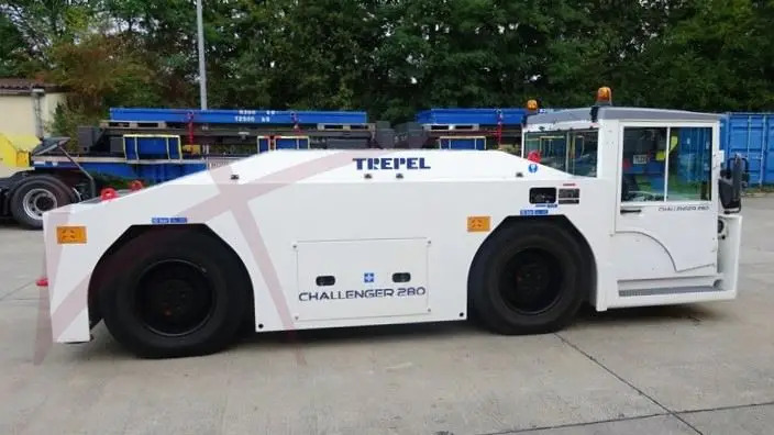TREPEL CHALLENGER 280 - Vozilo za vleko letal: slika 1 TREPEL CHALLENGER 280 - Vozilo za vleko letal: slika 1