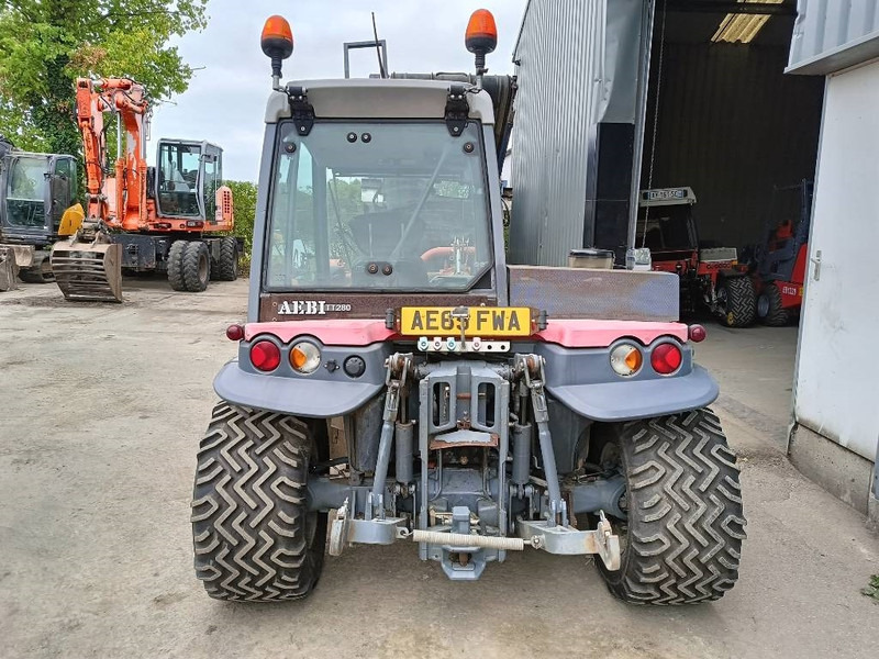 Aebi tt280 TT280 maaier mower airco werktuigdrager CE - Kmetijska prikolica: slika 5 Aebi tt280 TT280 maaier mower airco werktuigdrager CE - Kmetijska prikolica: slika 5