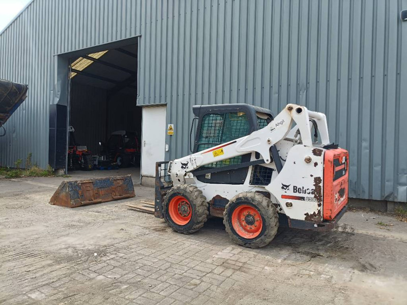 Bobcat s590 schranklader skid steer loader bucket, forks - Mini nakladalec: slika 1 Bobcat s590 schranklader skid steer loader bucket, forks - Mini nakladalec: slika 1