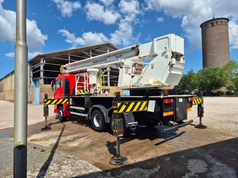 Bronto skylift 28-2T1 28 m hi lift hoogwerker MAN TGA 26. - Dvižna ploščad montirana na tovornjak: slika 5 Bronto skylift 28-2T1 28 m hi lift hoogwerker MAN TGA 26. - Dvižna ploščad montirana na tovornjak: slika 5