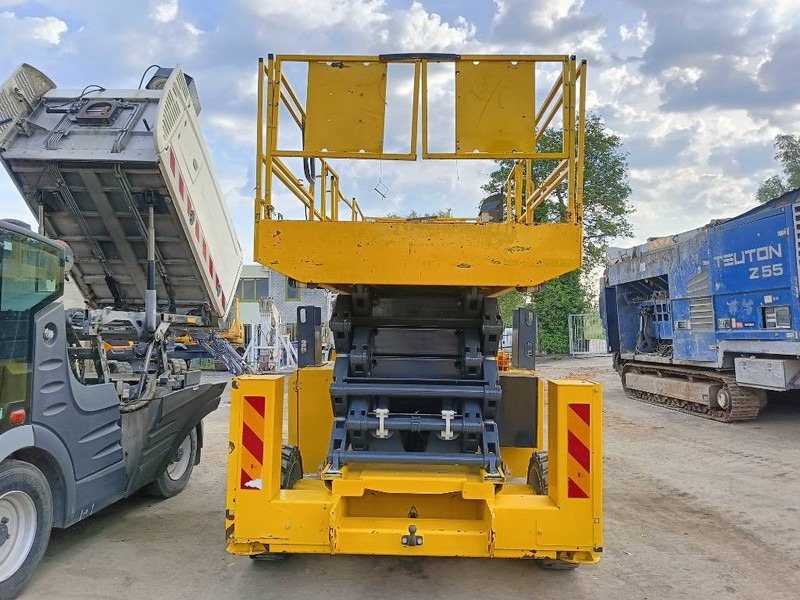 GMG 6094-RT platform hi lift schaar hoogwerker 18 m CE - Škarjasta dvižna ploščad: slika 4 GMG 6094-RT platform hi lift schaar hoogwerker 18 m CE - Škarjasta dvižna ploščad: slika 4