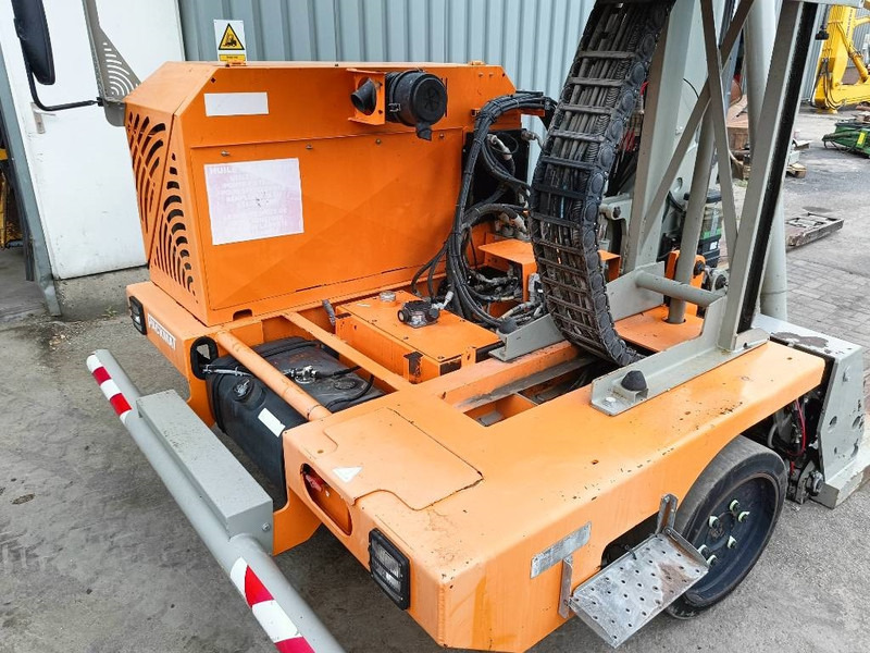 Gradbeni stroj za transport smeti PACKMAT pk451 containeraandruk afval waste compres: slika 18 Gradbeni stroj za transport smeti PACKMAT pk451 containeraandruk afval waste compres: slika 18