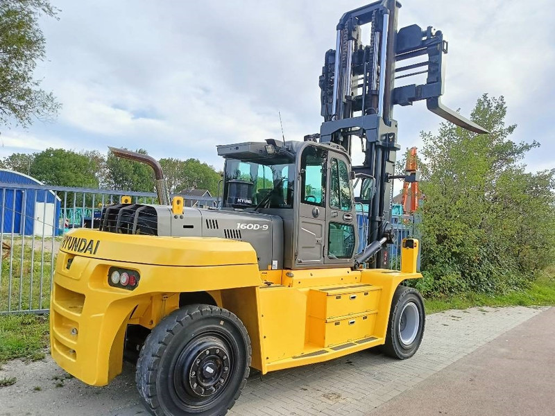 Hyundai 160 D-9 heftruck forklift stapler 16 ton CE - Diesel viličar: slika 2 Hyundai 160 D-9 heftruck forklift stapler 16 ton CE - Diesel viličar: slika 2