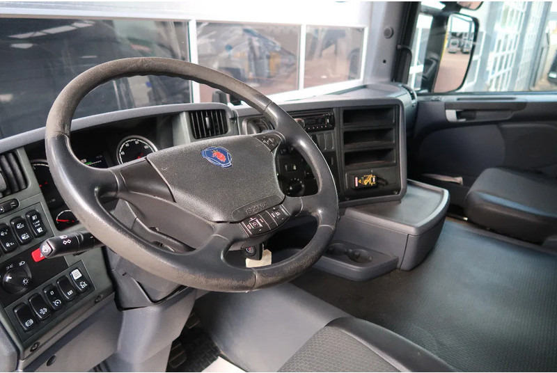 Scania G450 8X4/ FASSI 15 TON CRANE/ EURO 6/ FULL AIR - Tovornjak z dvigalom: slika 2 Scania G450 8X4/ FASSI 15 TON CRANE/ EURO 6/ FULL AIR - Tovornjak z dvigalom: slika 2