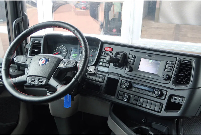 Scania R410 NGS LNG/ RETARDER/ ACC/ 2X TANK/ DIFF LOCK - Vlačilec: slika 4 Scania R410 NGS LNG/ RETARDER/ ACC/ 2X TANK/ DIFF LOCK - Vlačilec: slika 4