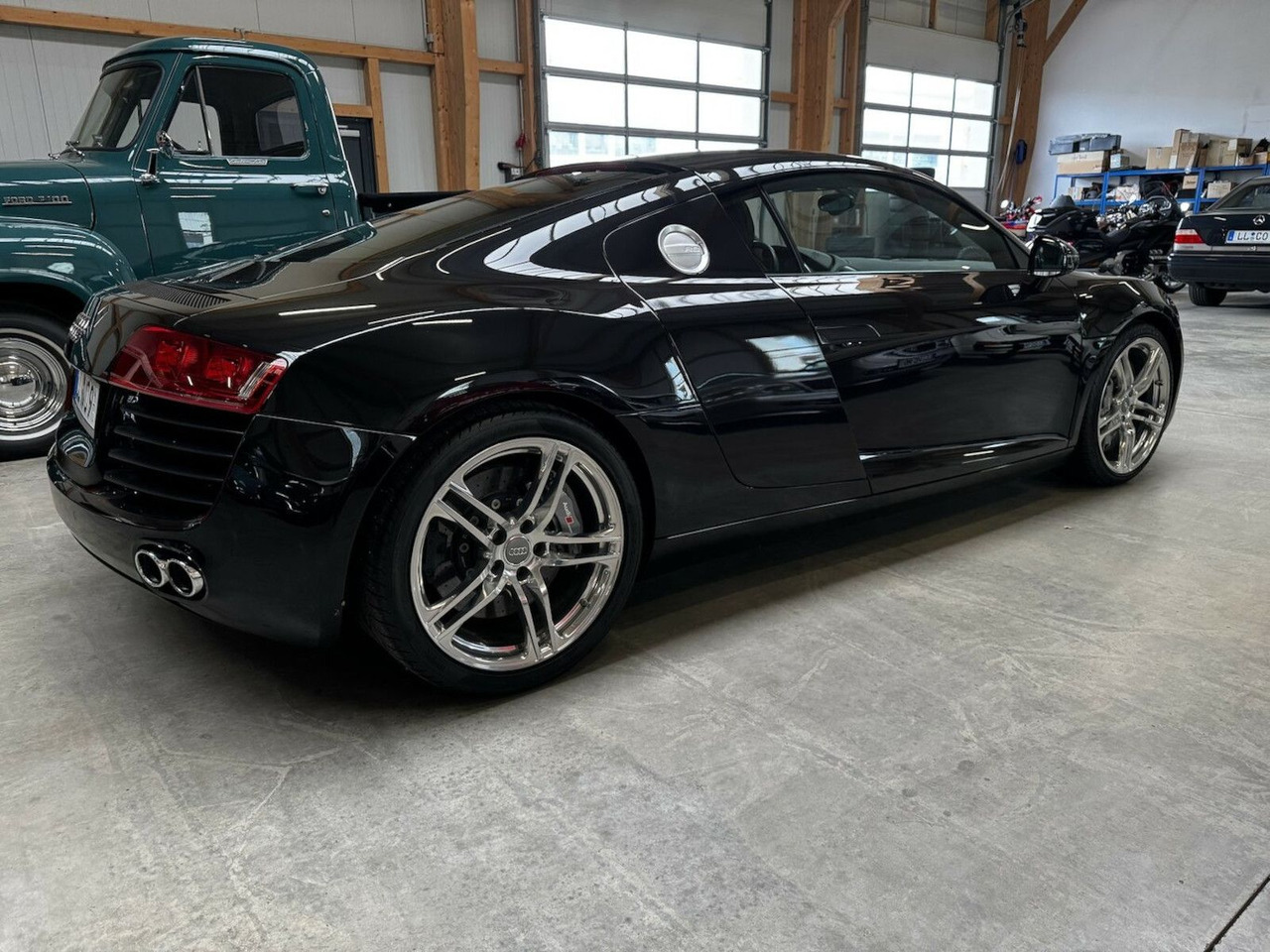 Audi R8 4.2 FSI V8 quattro Coupé - Avtomobil: slika 5 Audi R8 4.2 FSI V8 quattro Coupé - Avtomobil: slika 5