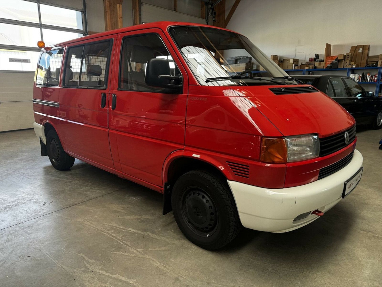 Volkswagen T4 2.5 TDI Syncro 4x4 7-Sitzer 1. Hand! - Avtodom: slika 4 Volkswagen T4 2.5 TDI Syncro 4x4 7-Sitzer 1. Hand! - Avtodom: slika 4