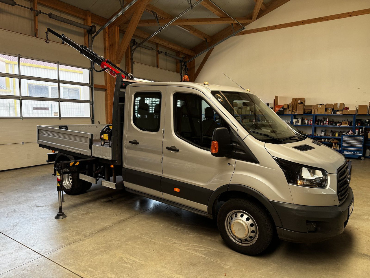 Ford Transit FT 350 DokaTdCI 1.2t Fassi Kran - Dostavno vozilo s kesonom, Dostavno vozilo z dvojno kabino: slika 1 Ford Transit FT 350 DokaTdCI 1.2t Fassi Kran - Dostavno vozilo s kesonom, Dostavno vozilo z dvojno kabino: slika 1