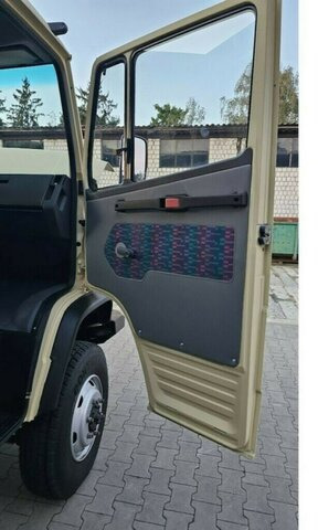 MERCEDES-BENZ 814 DA T2 Vario 4x4 Allrad... - Dostavno vozilo s kesonom: slika 5 MERCEDES-BENZ 814 DA T2 Vario 4x4 Allrad... - Dostavno vozilo s kesonom: slika 5