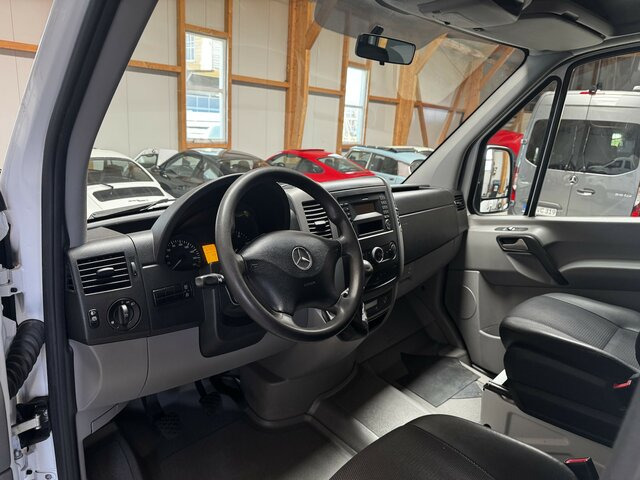 MERCEDES-BENZ Sprinter 316 CDI Doka 4x4 Allrad Plane - Dostavno vozilo s ponjavo, Dostavno vozilo z dvojno kabino: slika 5 MERCEDES-BENZ Sprinter 316 CDI Doka 4x4 Allrad Plane - Dostavno vozilo s ponjavo, Dostavno vozilo z dvojno kabino: slika 5