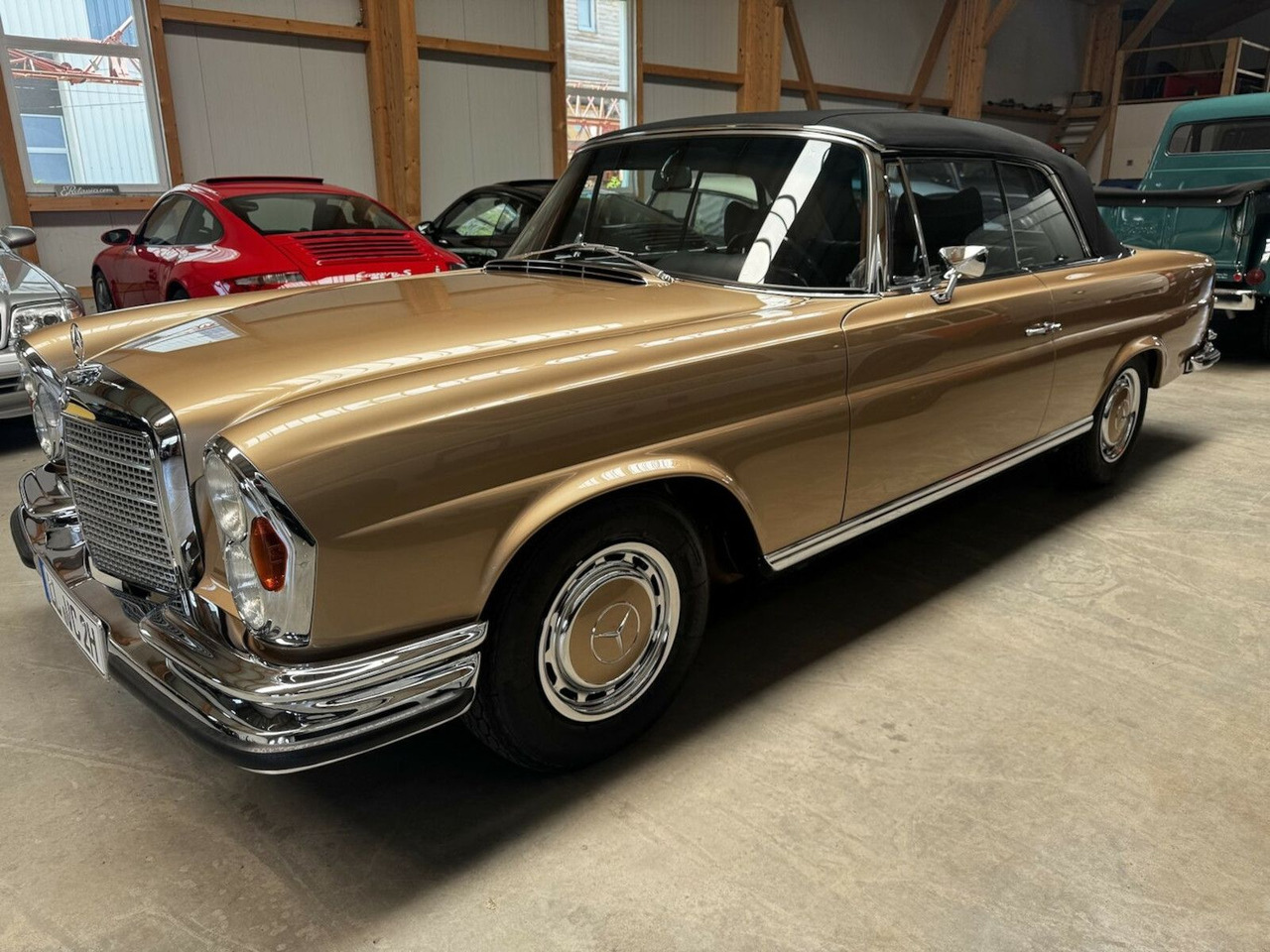 Mercedes-Benz 280 SE Cabrio W111 BRABUS-Classic Restauration - Avtomobil: slika 4 Mercedes-Benz 280 SE Cabrio W111 BRABUS-Classic Restauration - Avtomobil: slika 4
