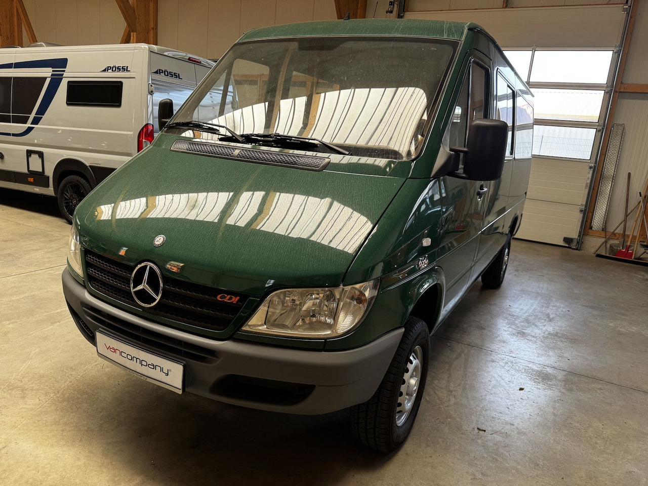 Mercedes-Benz Sprinter 313 CDI 4x4 Allrad Untersetzung Sperre - Potniški kombi: slika 2 Mercedes-Benz Sprinter 313 CDI 4x4 Allrad Untersetzung Sperre - Potniški kombi: slika 2