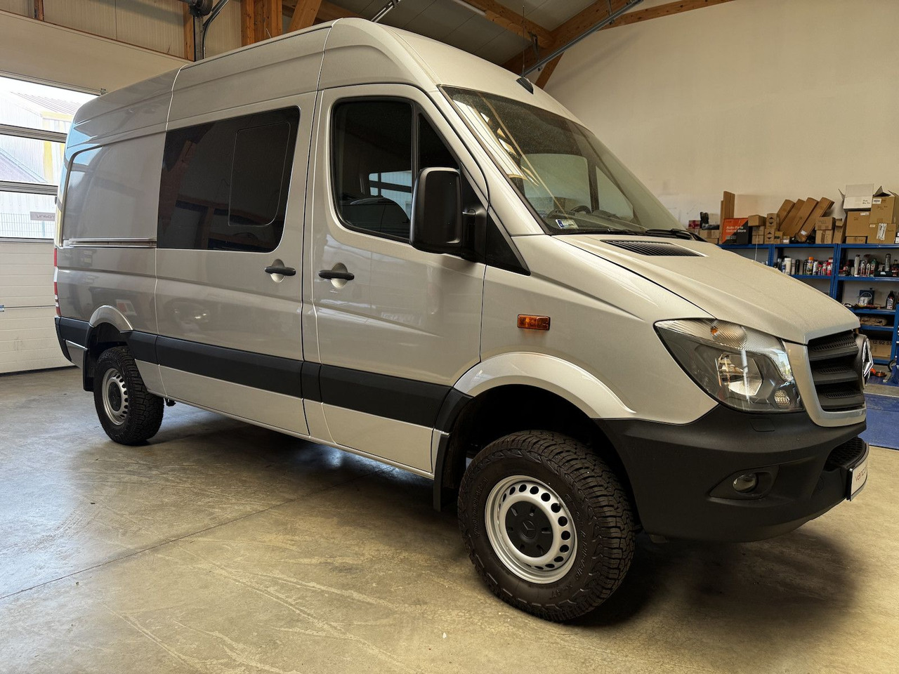 Mercedes-Benz Sprinter 316 CDI 4x4 ZG3 8-Sitzer wie neu! - Furgon, Dostavno vozilo z dvojno kabino: slika 5 Mercedes-Benz Sprinter 316 CDI 4x4 ZG3 8-Sitzer wie neu! - Furgon, Dostavno vozilo z dvojno kabino: slika 5