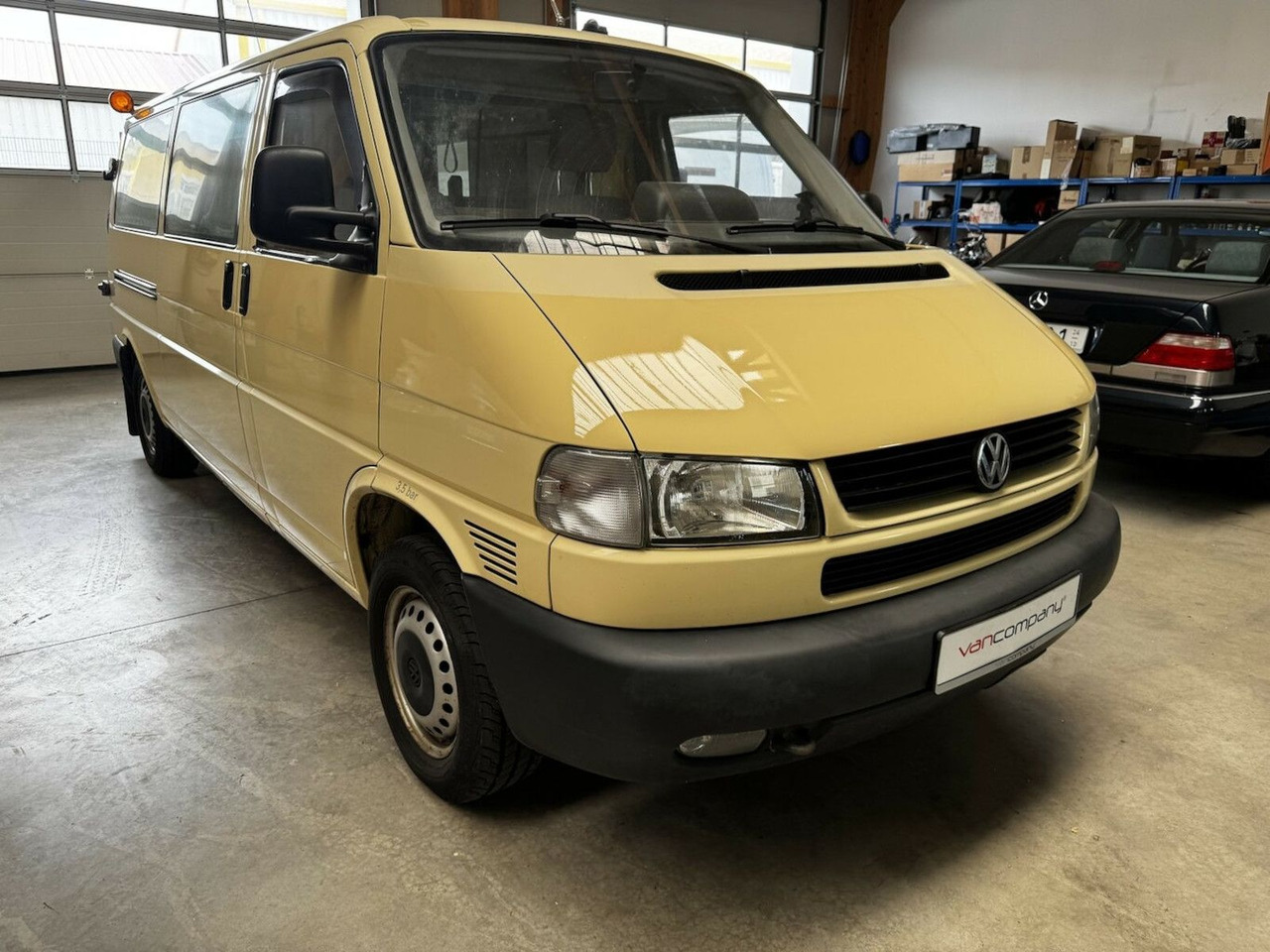 Volkswagen T4 2.5 TDI Syncro 4x4 lang 1. Hand! - Potniški kombi: slika 3 Volkswagen T4 2.5 TDI Syncro 4x4 lang 1. Hand! - Potniški kombi: slika 3