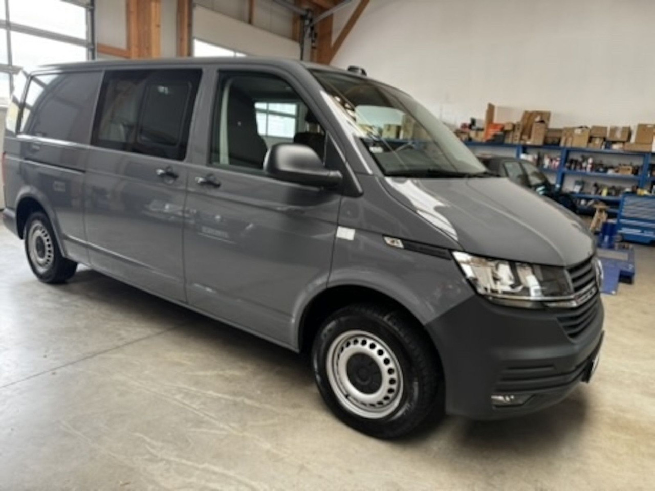 Volkswagen T6.1 lang 5-Sitzer 2.0 TDI 4Motion LKW - Mali kombi: slika 1 Volkswagen T6.1 lang 5-Sitzer 2.0 TDI 4Motion LKW - Mali kombi: slika 1