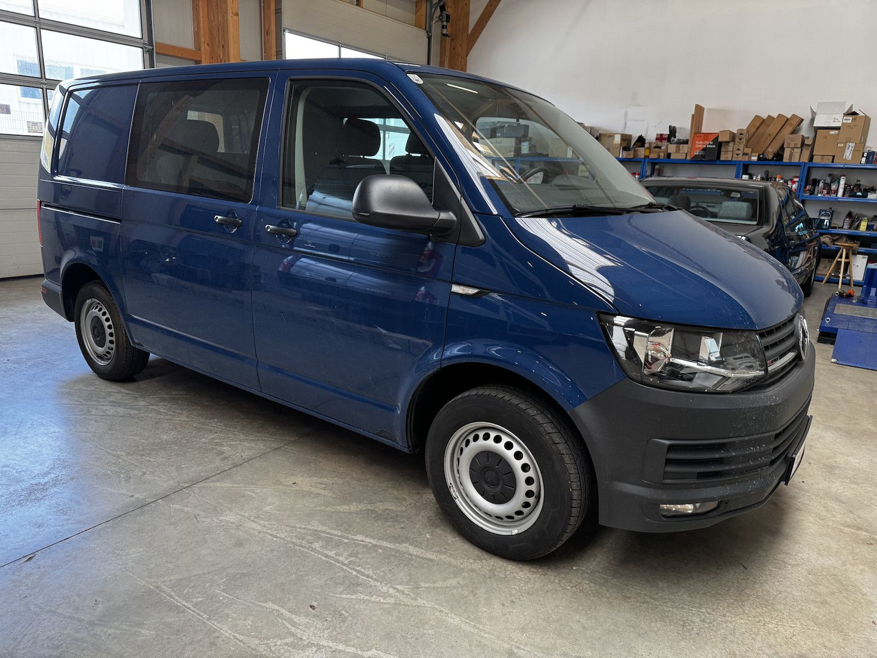 Volkswagen T6 2.0 TDI 4Motion Kasten 6-Sitzer - Avtomobil: slika 1 Volkswagen T6 2.0 TDI 4Motion Kasten 6-Sitzer - Avtomobil: slika 1