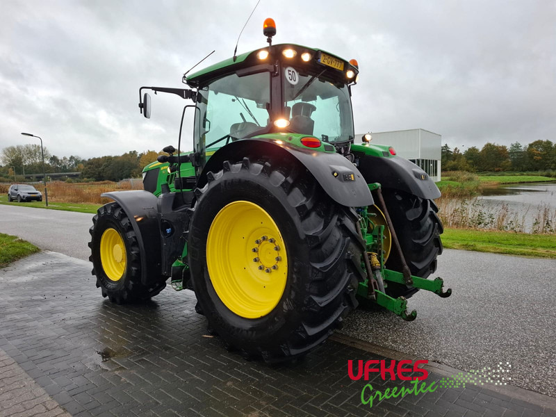 John Deere 6215 R - Traktor: slika 3 John Deere 6215 R - Traktor: slika 3