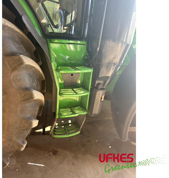 John Deere 6215 R - Traktor: slika 4 John Deere 6215 R - Traktor: slika 4
