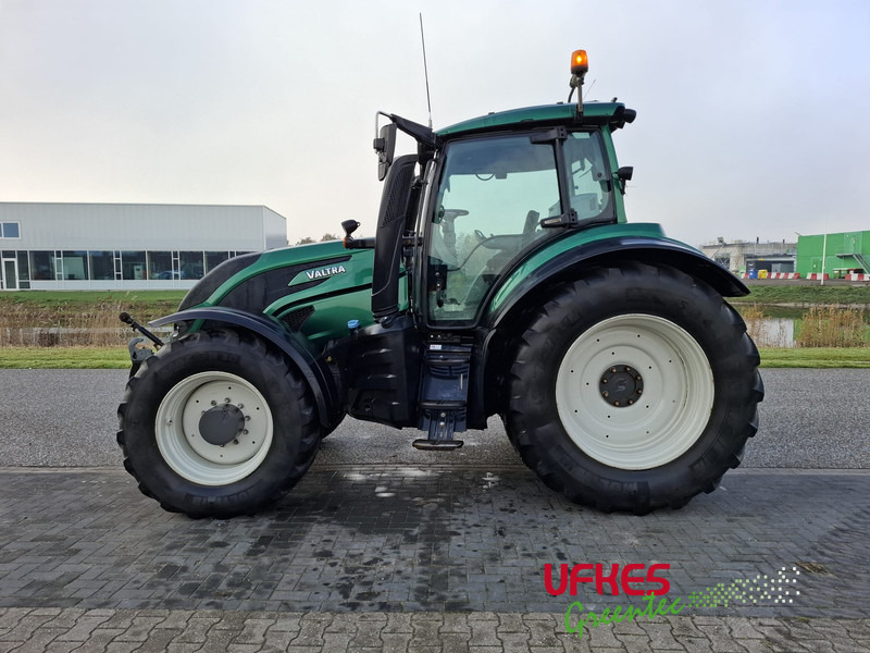 Valtra T194 D TwinTrack - Traktor: slika 5 Valtra T194 D TwinTrack - Traktor: slika 5