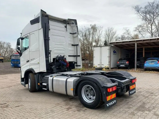 Volvo FH 460 Globetrotter 4x2 | Leasing - Vlačilec: slika 2 Volvo FH 460 Globetrotter 4x2 | Leasing - Vlačilec: slika 2