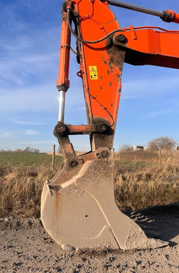 Hitachi ZX 690 LC H-6 ZX690LCR-6 - Bager goseničar: slika 3 Hitachi ZX 690 LC H-6 ZX690LCR-6 - Bager goseničar: slika 3