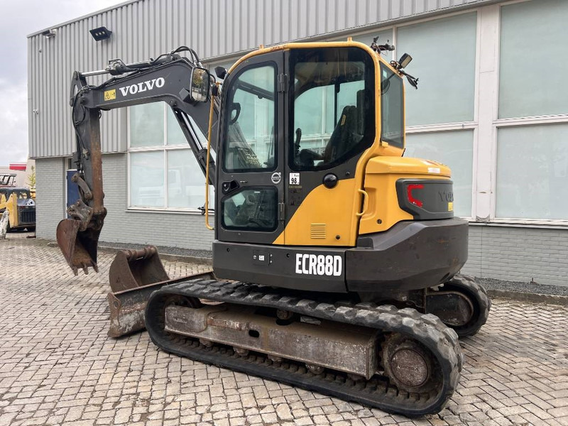 Volvo ECR 88 D 2016 - Mini bager: slika 3 Volvo ECR 88 D 2016 - Mini bager: slika 3