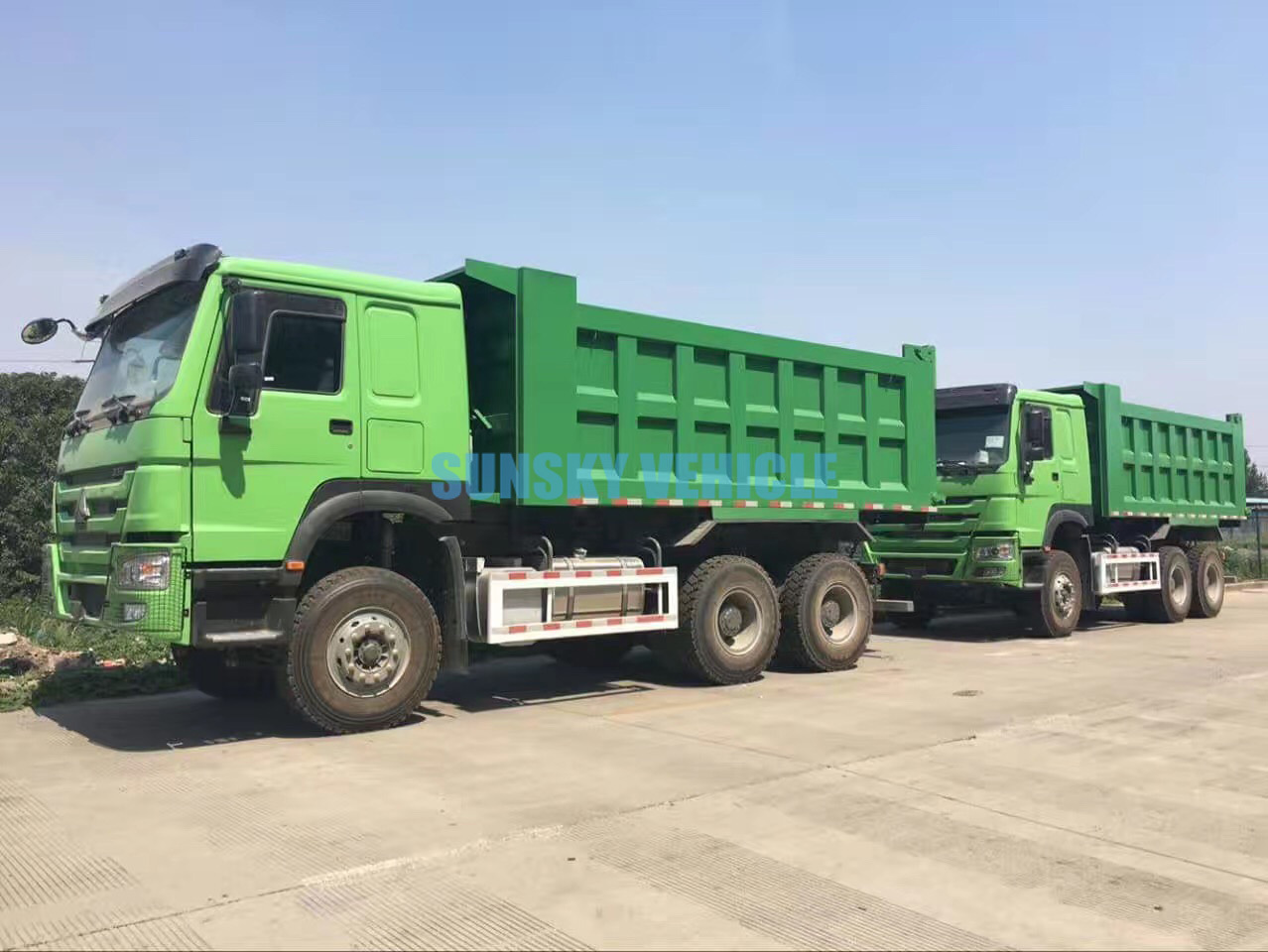 HOWO Brand New 6X4 380/430HP Tipper Truck - Tovornjak prekucnik: slika 1 HOWO Brand New 6X4 380/430HP Tipper Truck - Tovornjak prekucnik: slika 1
