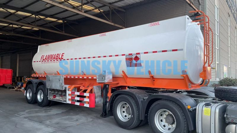 SUNSKY Fuel Tank Trailer - Polprikolica cisterna: slika 1 SUNSKY Fuel Tank Trailer - Polprikolica cisterna: slika 1