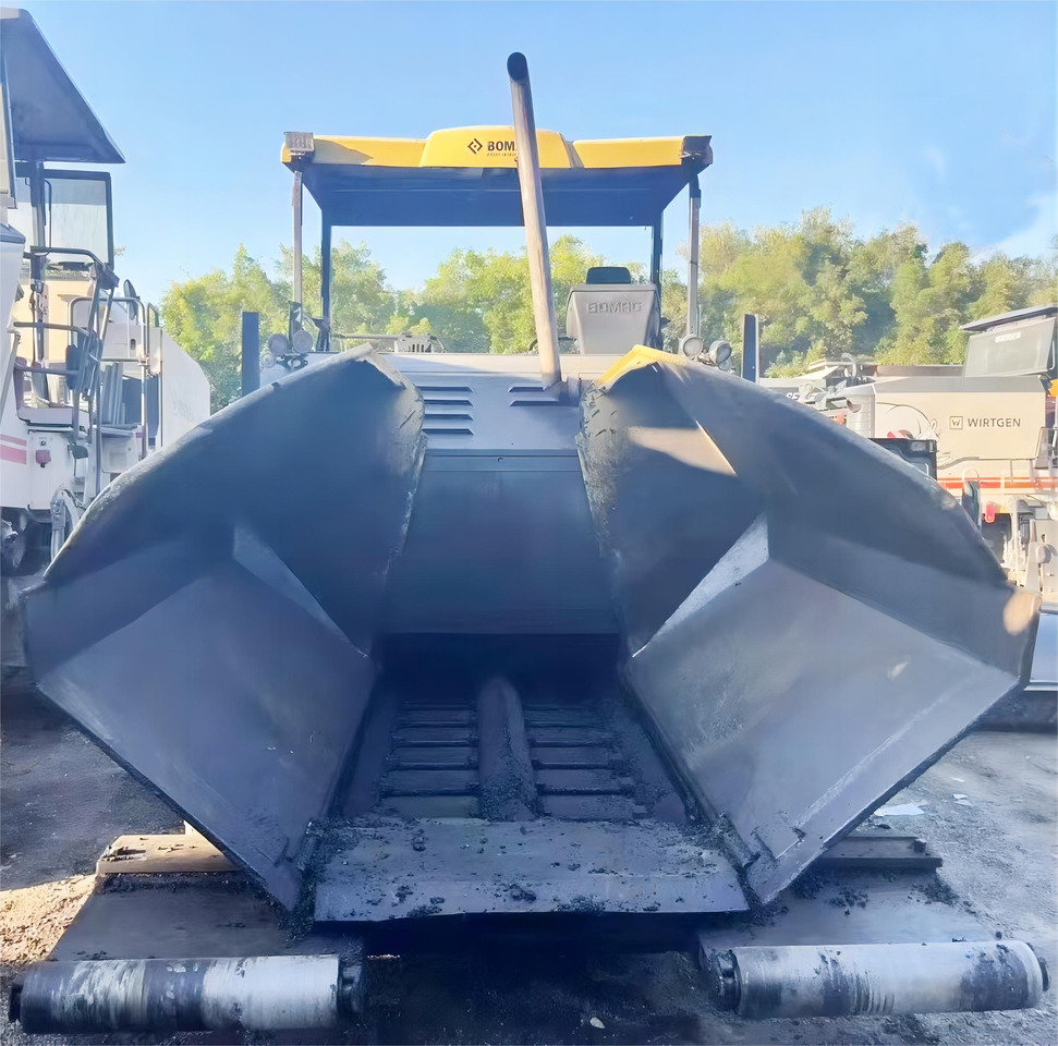 BOMAG BF800C Asphalt Paver Machine Used Asphalt Paver - Asfaltni finišer: slika 5 BOMAG BF800C Asphalt Paver Machine Used Asphalt Paver - Asfaltni finišer: slika 5