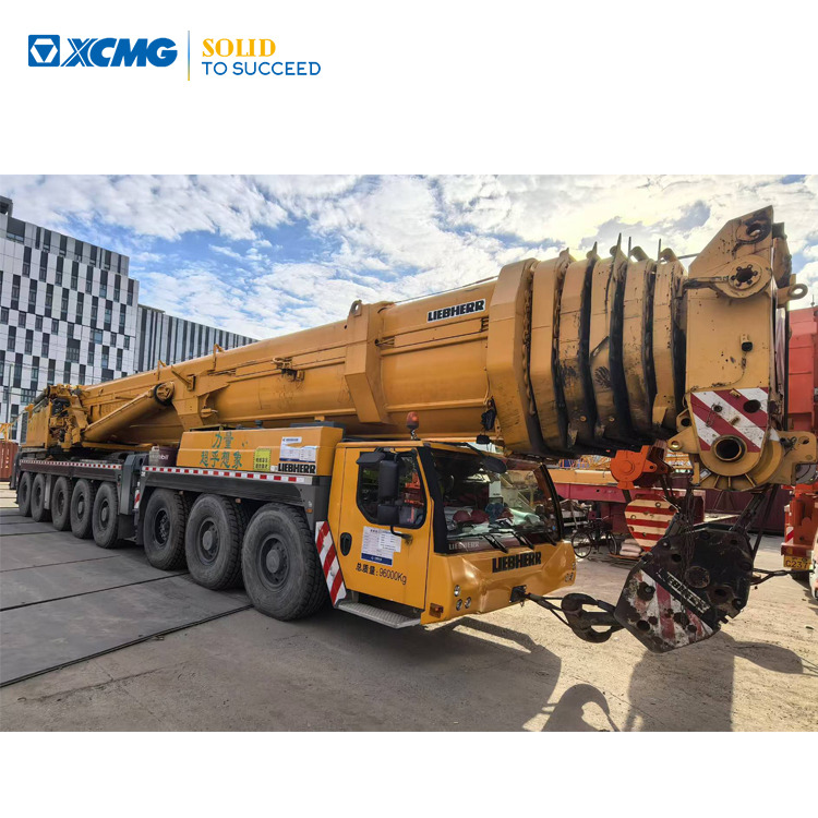LIEBHERR Second Hand Truck Mounted Crane LTM1500-8.1 Heavy Duty Mobile Crane With High Quality - Avtodvigalo: slika 1 LIEBHERR Second Hand Truck Mounted Crane LTM1500-8.1 Heavy Duty Mobile Crane With High Quality - Avtodvigalo: slika 1